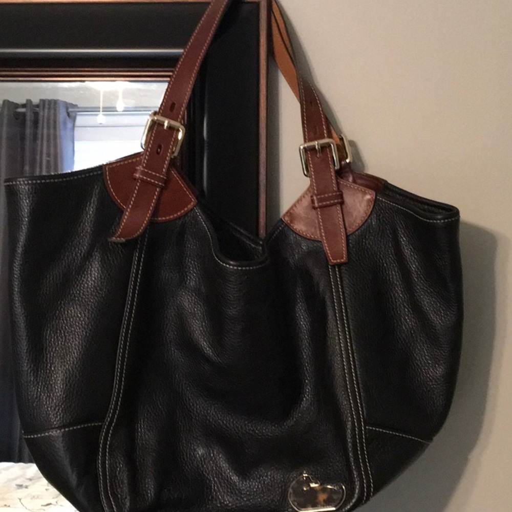 Dooney & Bourke bag